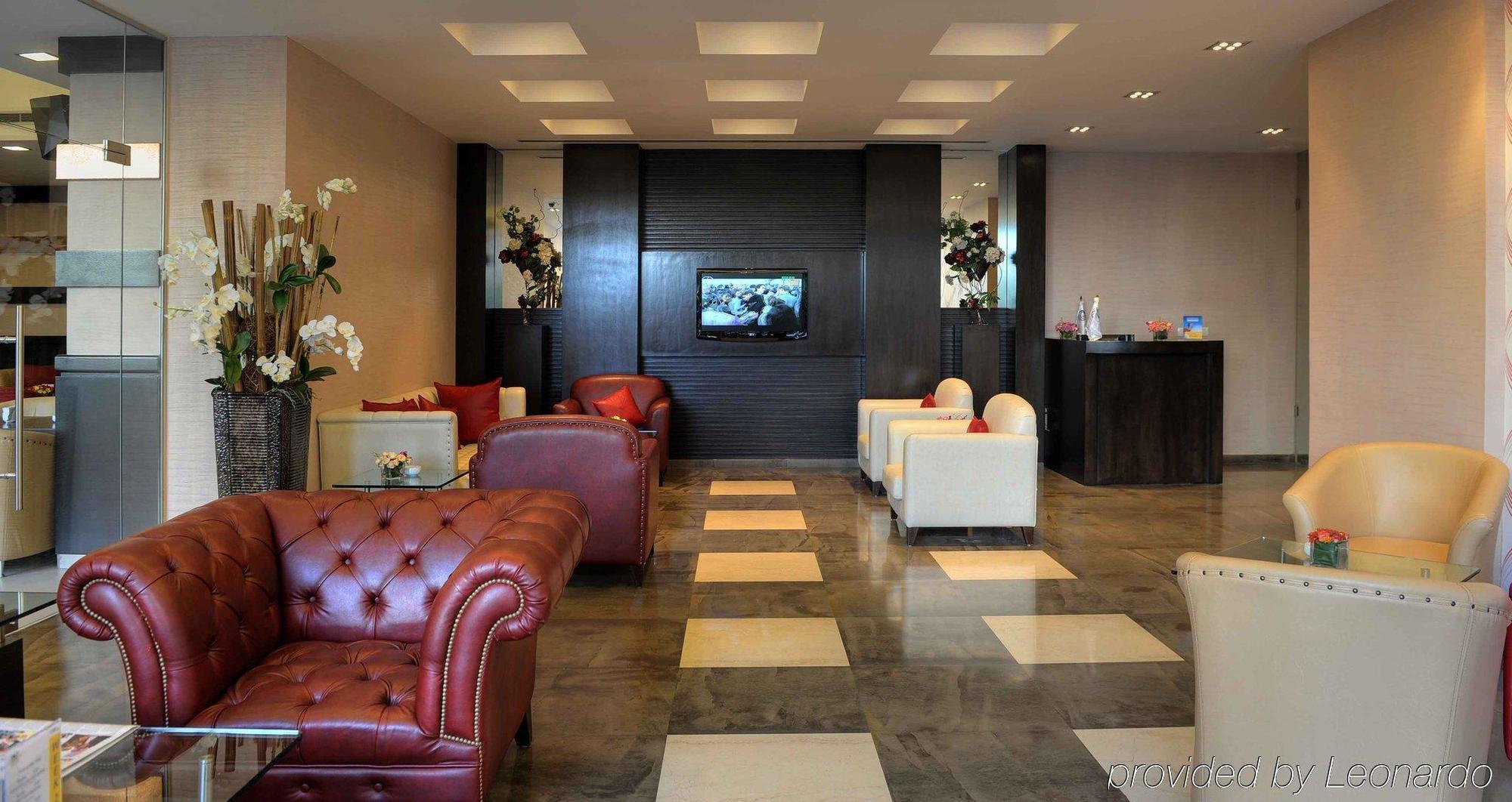 Orient Queen Homes Hotel Beirut Interior photo